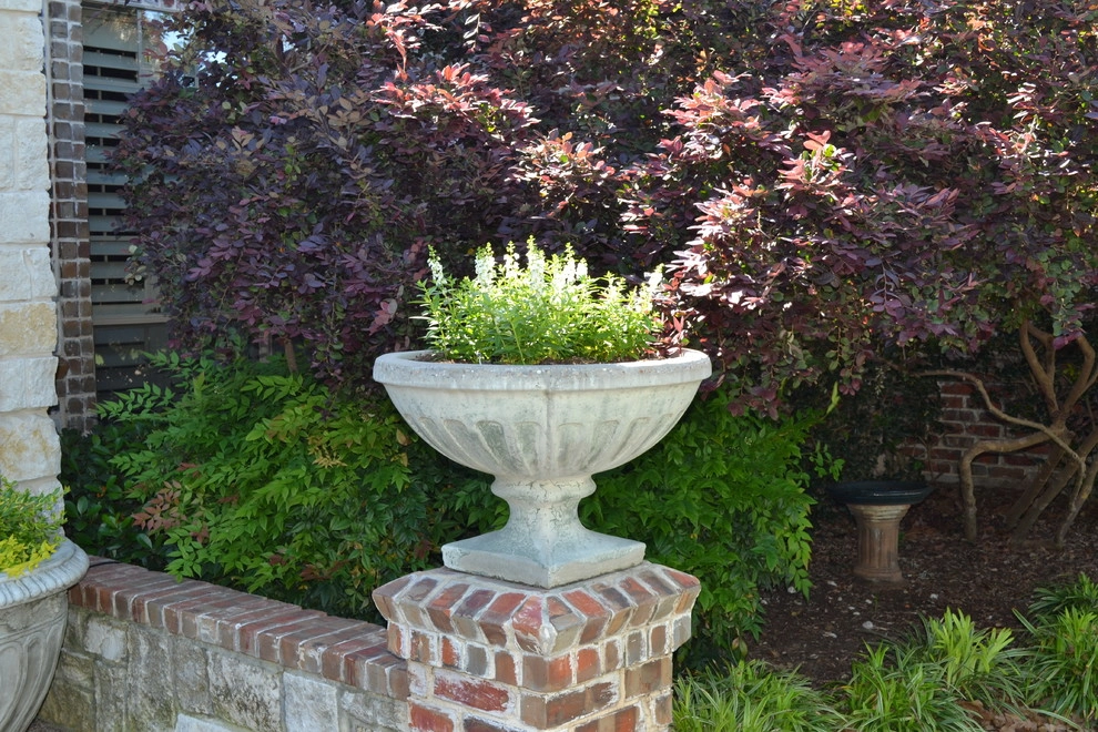Planters by Happy Gardens - Photo 2