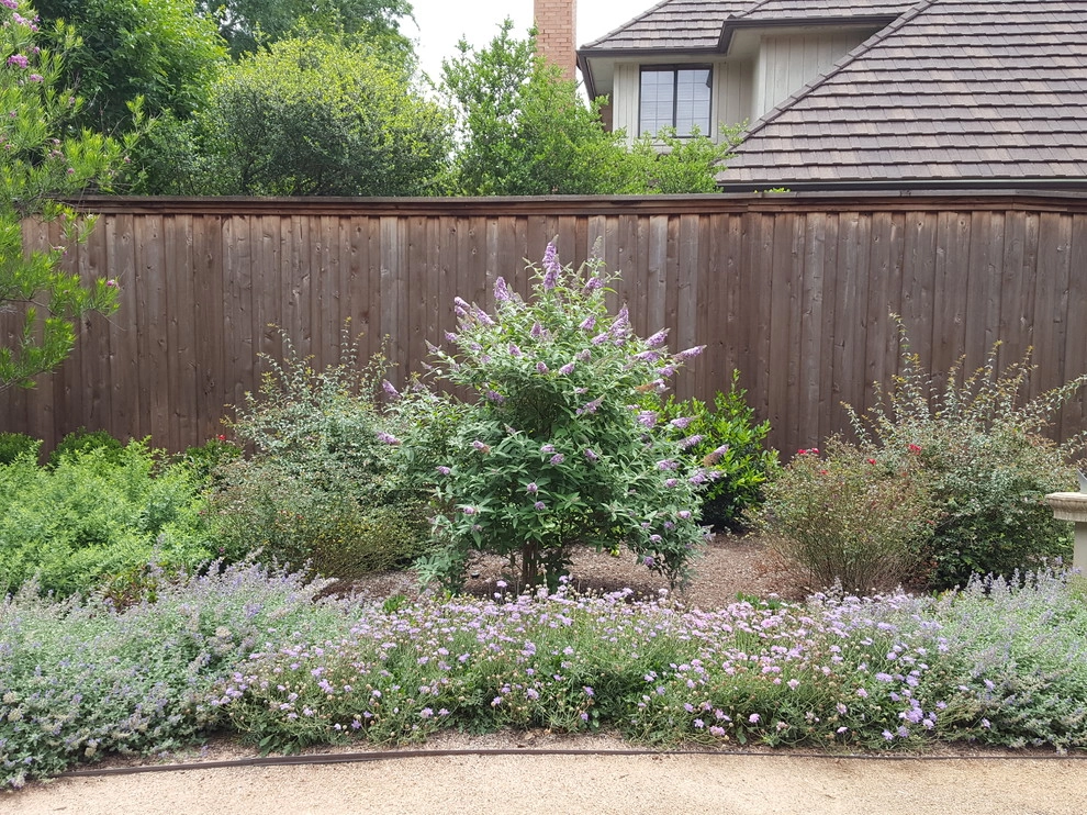 Backyard oasis by Happy Gardens - Photo 24