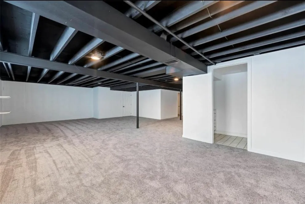 Salem Developments LLC - Photo 12