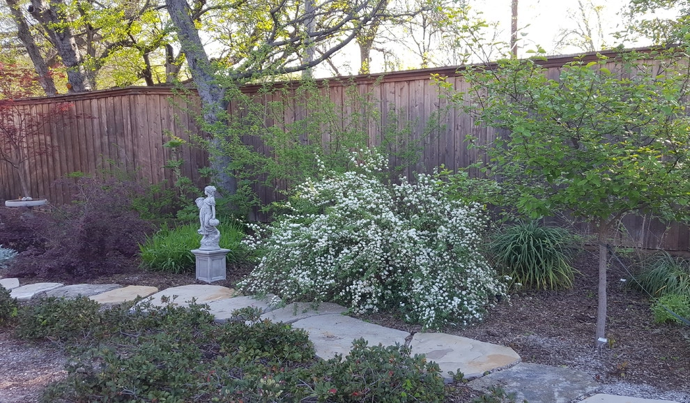 Backyard oasis by Happy Gardens - Photo 12
