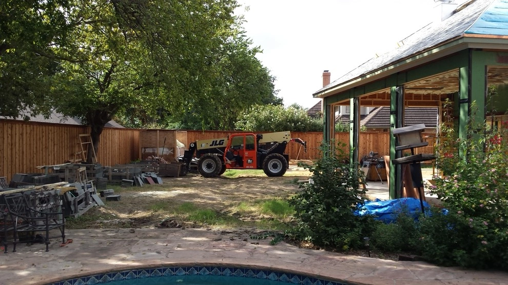 Backyard oasis by Happy Gardens - Photo 22