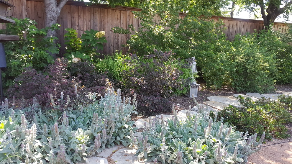 Backyard oasis by Happy Gardens - Photo 37
