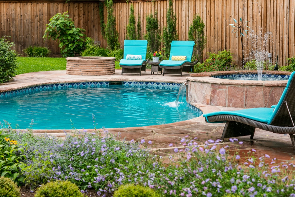 Backyard oasis by Happy Gardens - Photo 41
