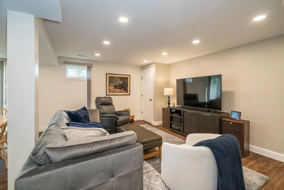 Lakeside Renovation & Design - Photo 8