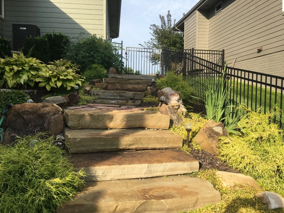 West Bay Woods Outdoor Living by Hardscape Contractors - Photo 9