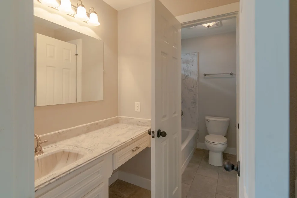 Davis Custom Builders Of Texas - Photo 10