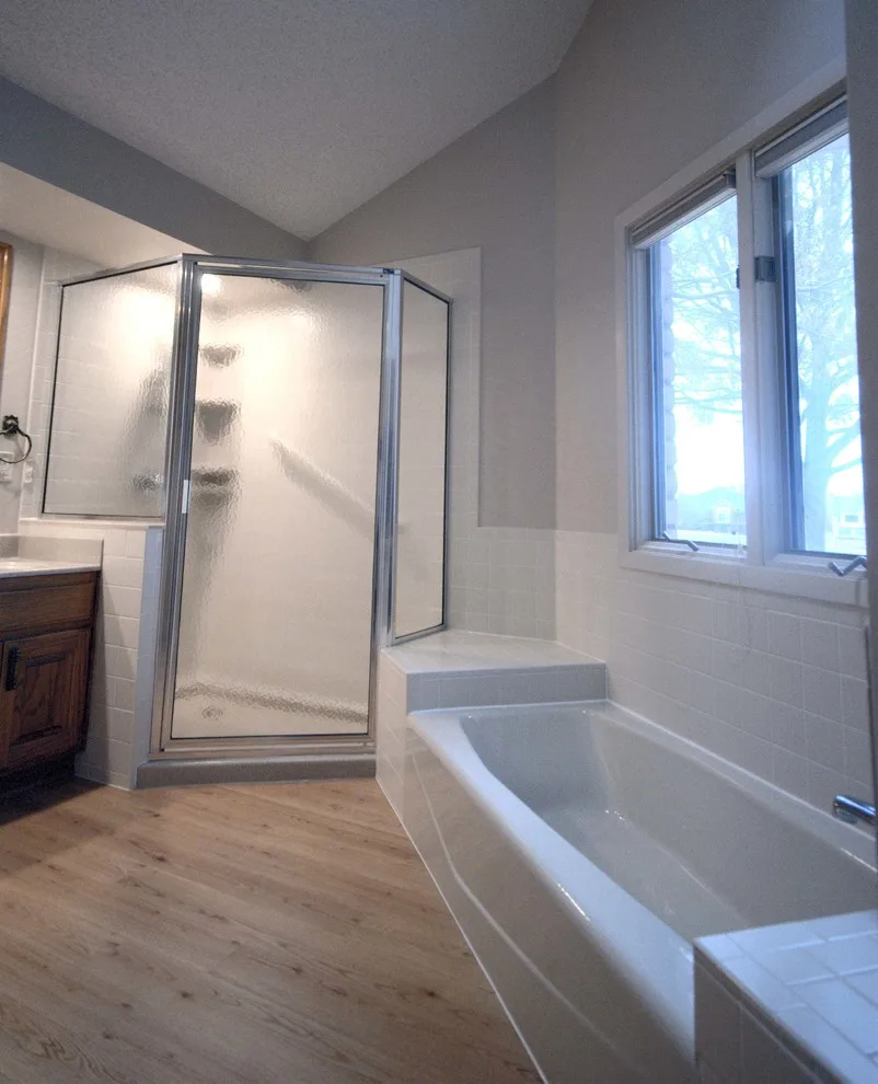 Bath: Voting by Heartland Home Improvements - Photo 3