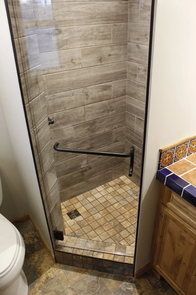 Bathroom Renovation by Team Handy - Photo 9