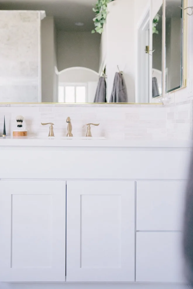BATHROOM MAKEOVER by BIG Construction Inc. - Photo 9