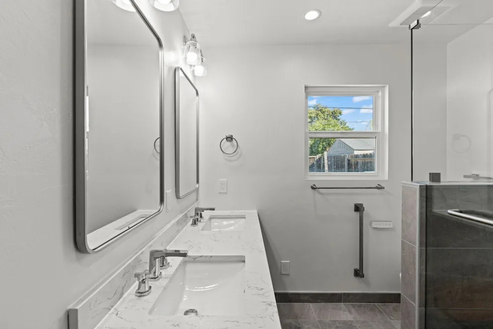 Golden View Renovation - Photo 10