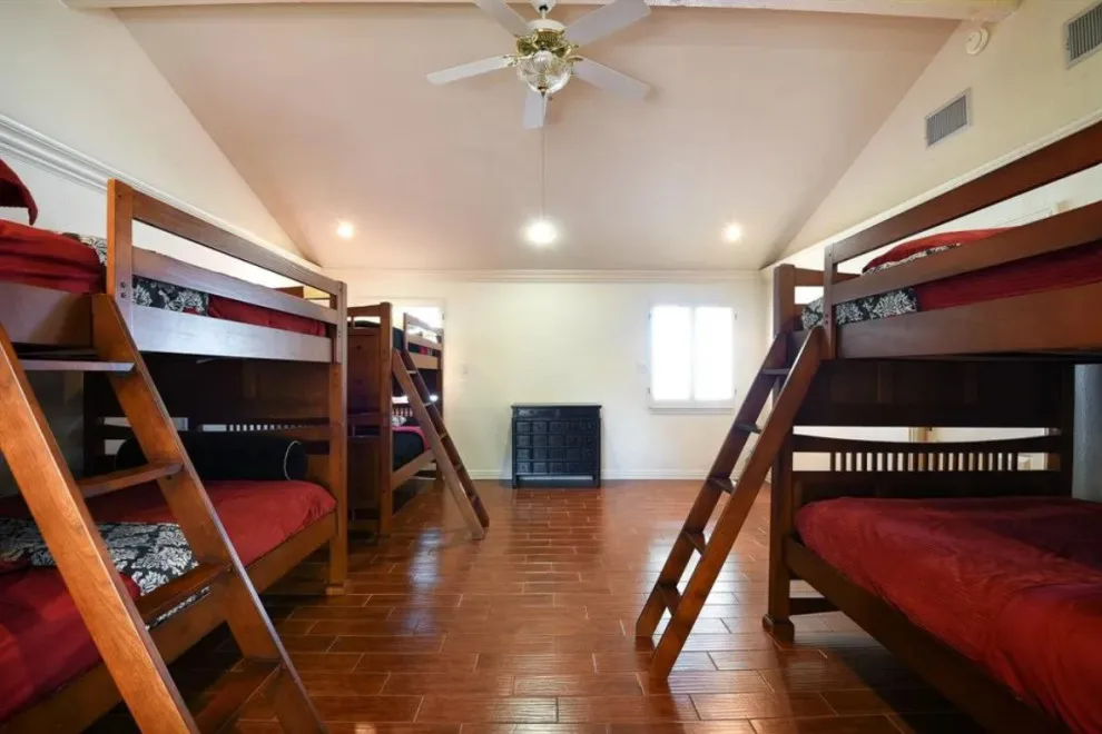 Eastwood Island Transformation Highlights by Lakeview Living LLC - Photo 19