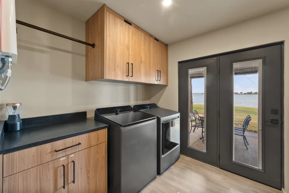 Eastwood Island Transformation Highlights by Lakeview Living LLC - Photo 29