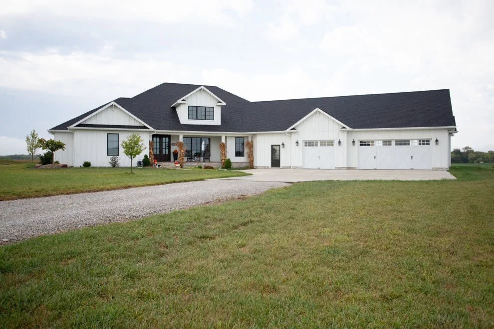 Bespoke Residence - Aviston, IL by JT Build - Photo 4