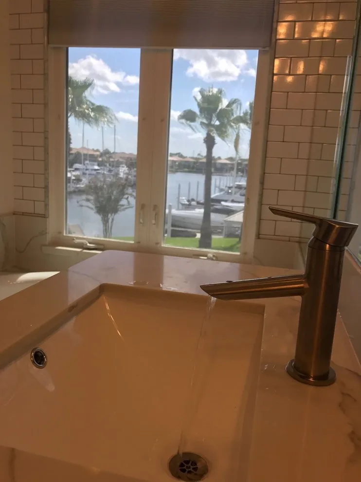 Coastal Bathroom by Tell Projects - Photo 4