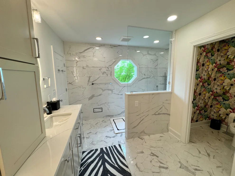 Restroom-E by Wilson Way, LLC - Photo 2