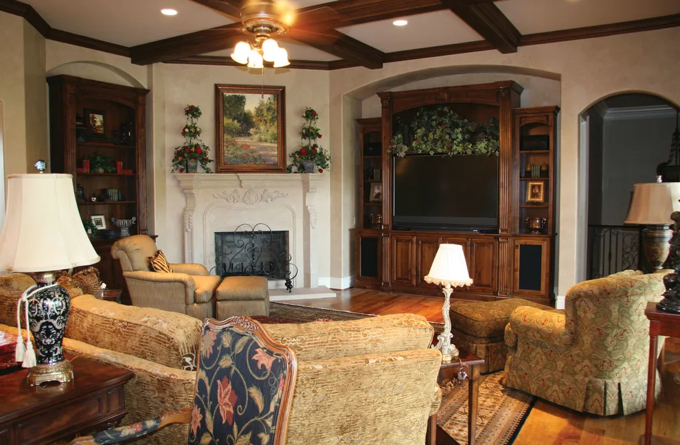 Opulent Classic Residence in Tulsa, OK by Rogers & Associates - Photo 3