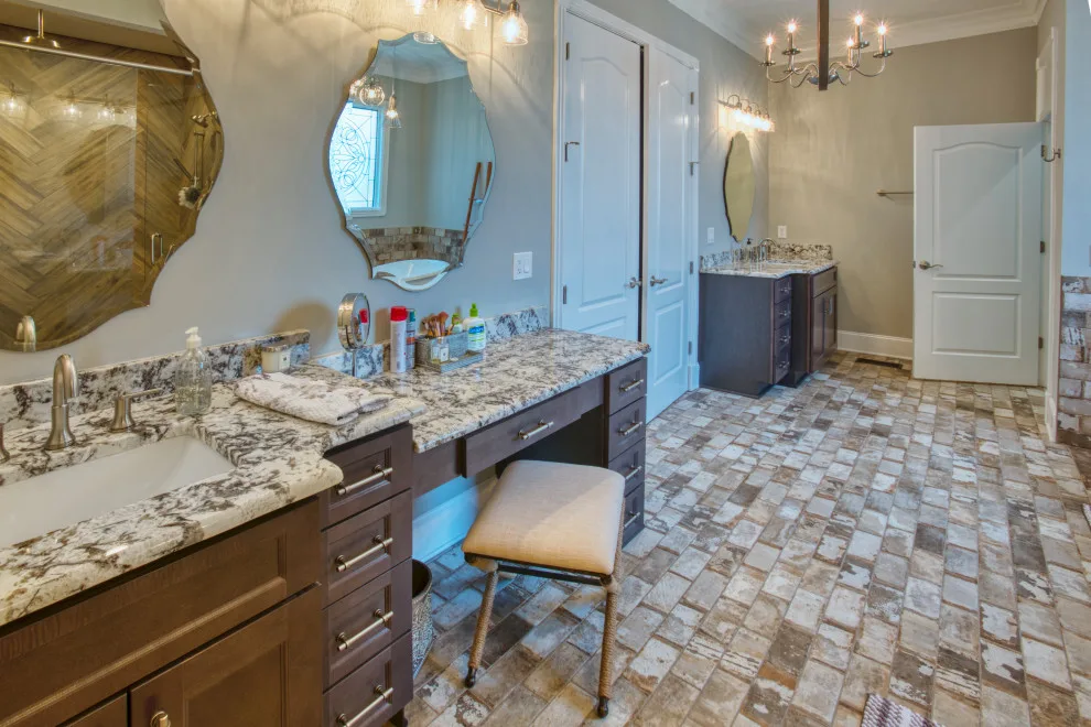 Restroom Images by Frank's Home Maintenance And General Contracting - Photo 8