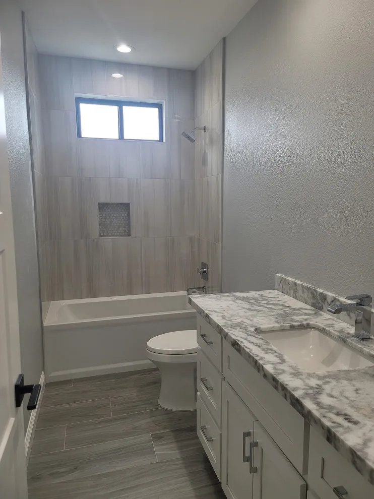 Stunning bathroom layouts for bespoke residences by A Better Builder - Photo 14