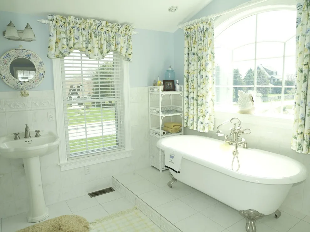 Coastal Beach House Design by Fiderio & Sons - Photo 3