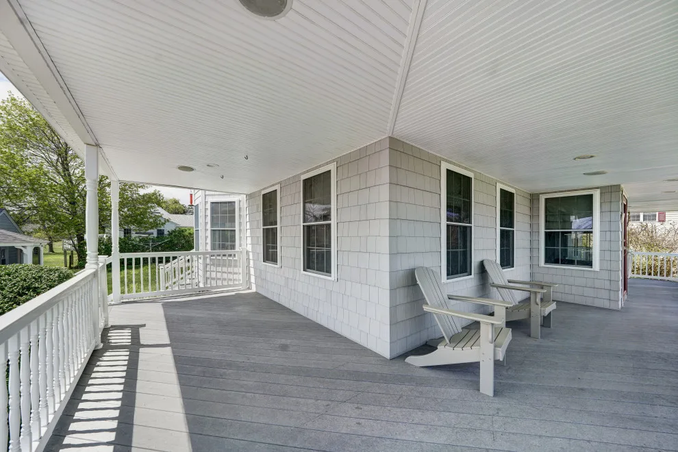 Coastal Beach House Design by Fiderio & Sons - Photo 17