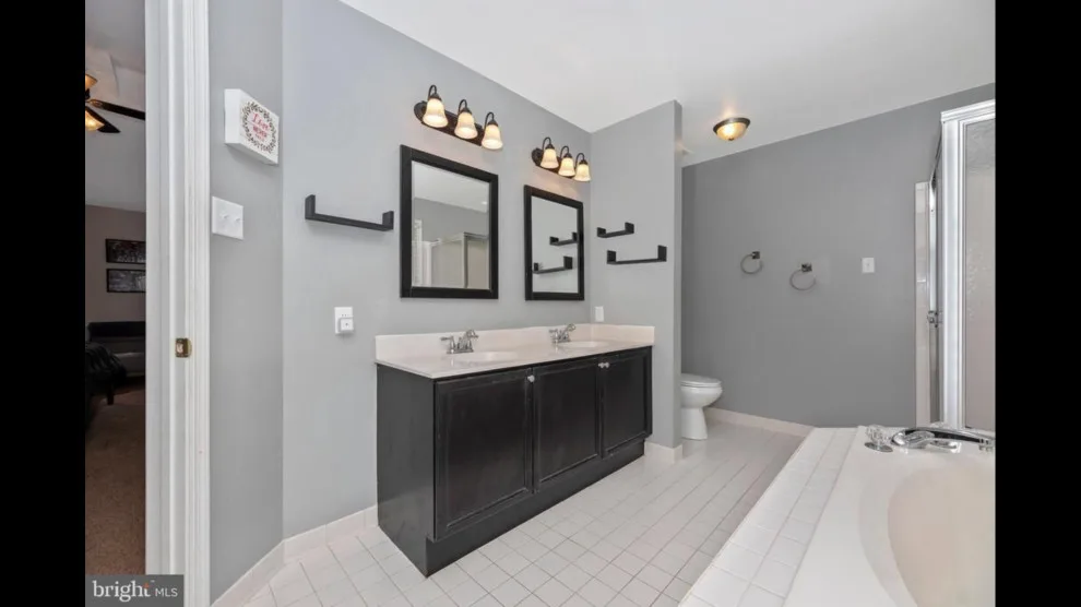 Restroom Renovation by Hart Home Solutions LLC - Photo 2
