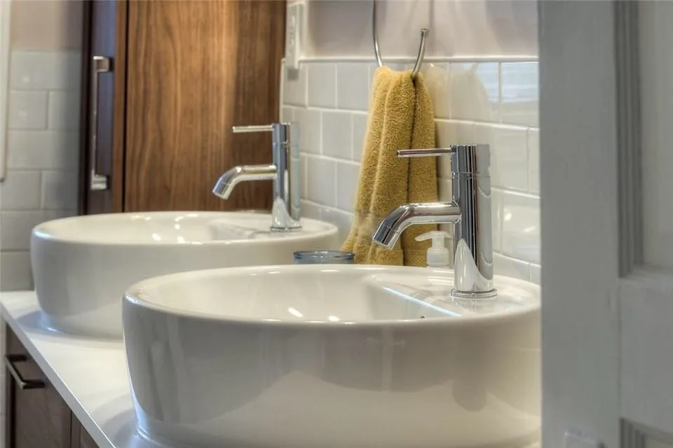 Restroom Remodeling by Buildby7 LLC - Photo 37