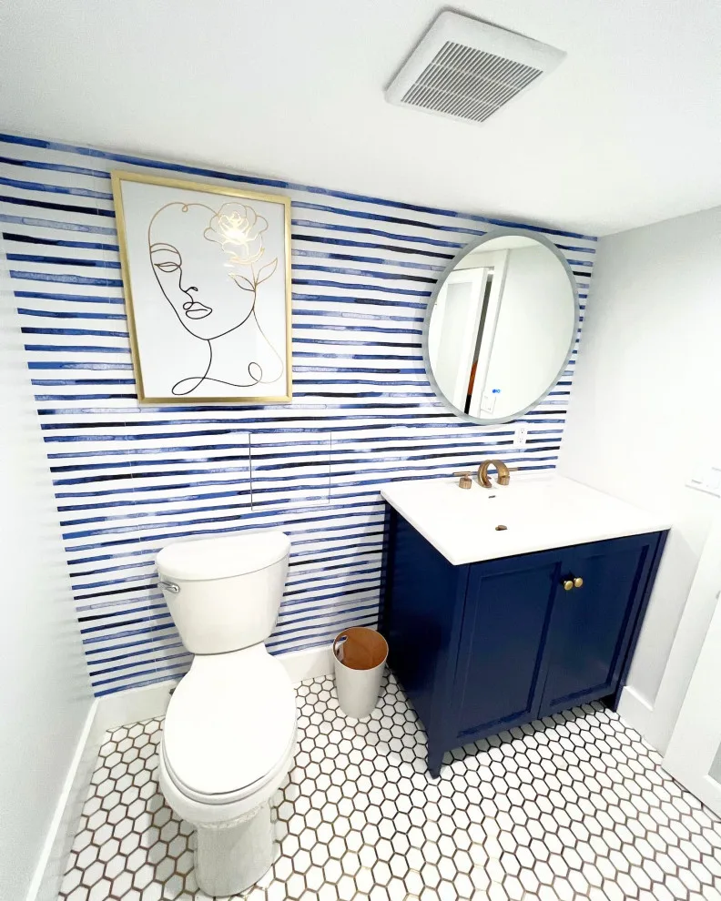 Restrooms by Exquisite Construction Corp - Photo 10