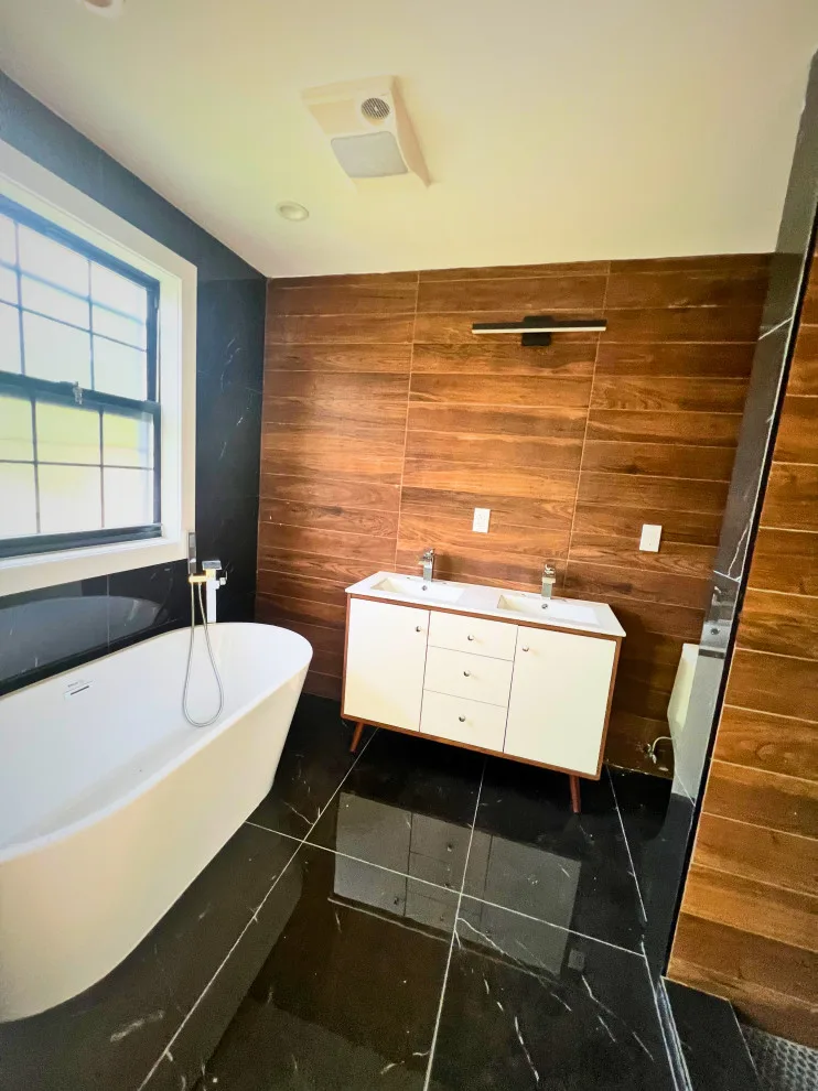 Restrooms by Exquisite Construction Corp - Photo 8