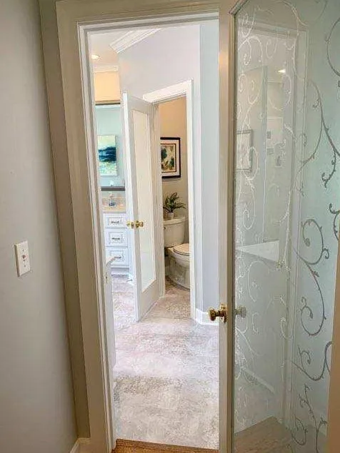 Surface Bella LLC - Photo 8