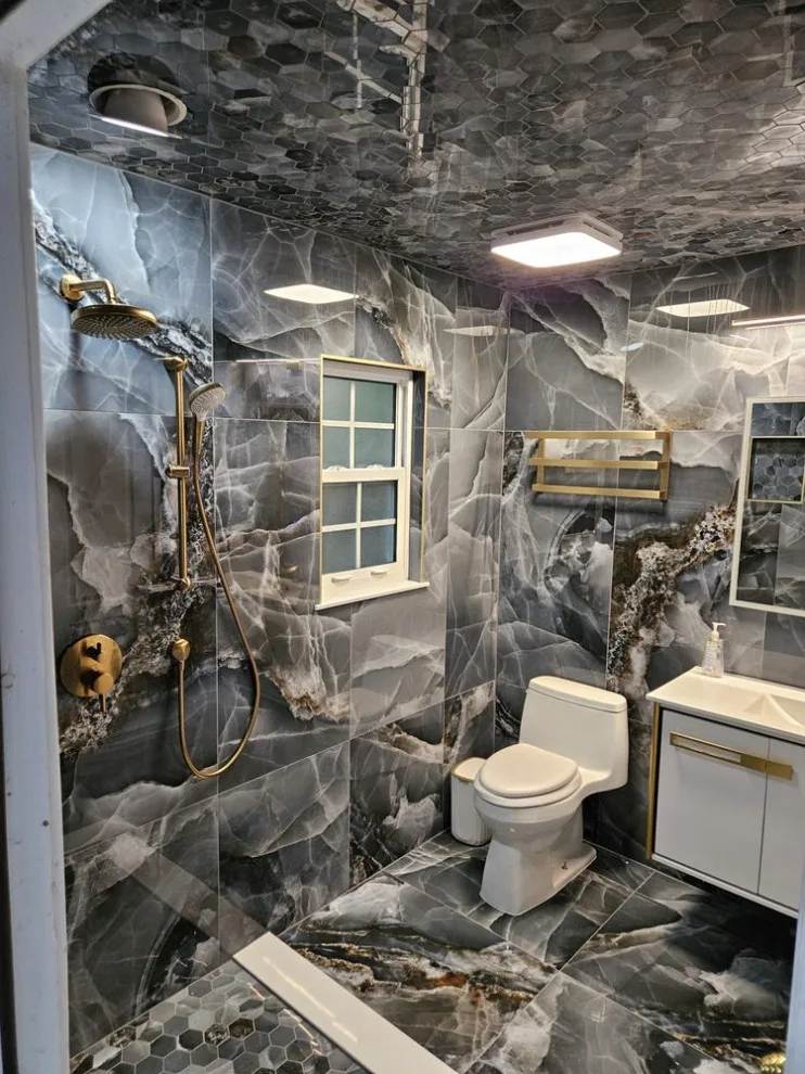 Restrooms by Revolution Construction Inc. - Photo 27