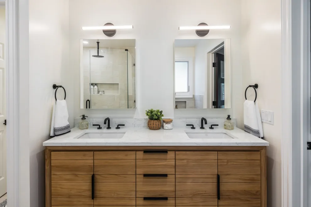 Belmont Bathroom Renovation by Golden View Renovation - Photo 10