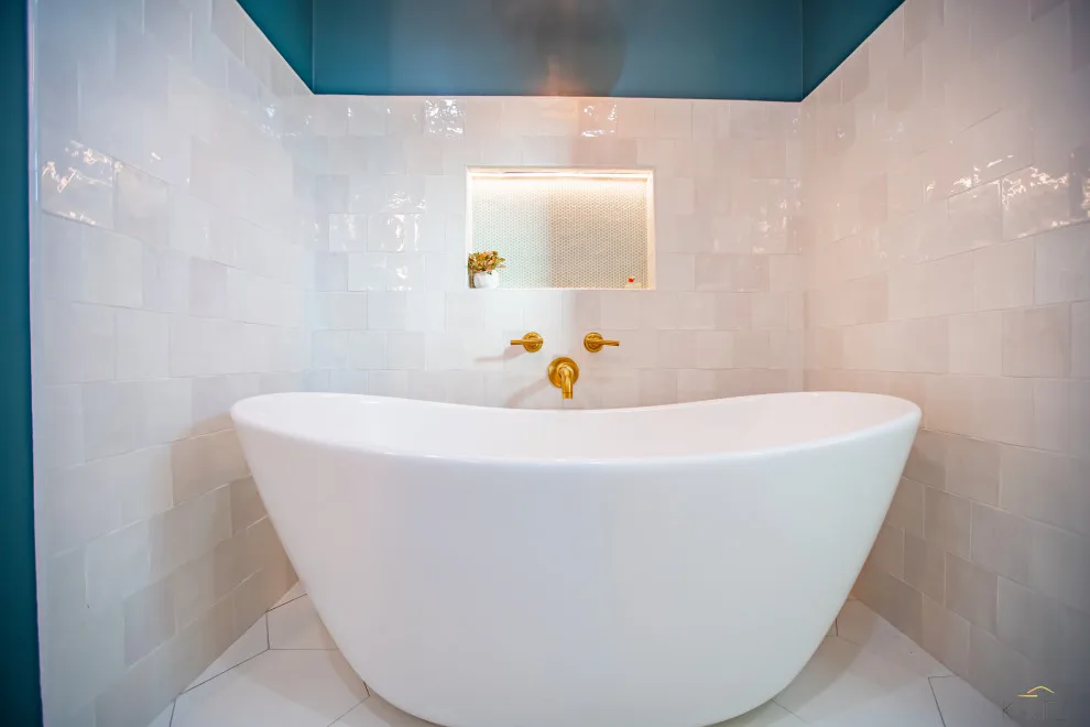 Long Beach, CA Bathroom Renovation by Katz Design & Builders Inc. - Photo 4