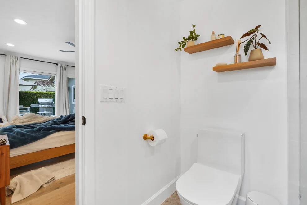 Seal Beach, CA Bathroom Renovation by Katz Design & Builders by Katz Design & Builders Inc. - Photo 4