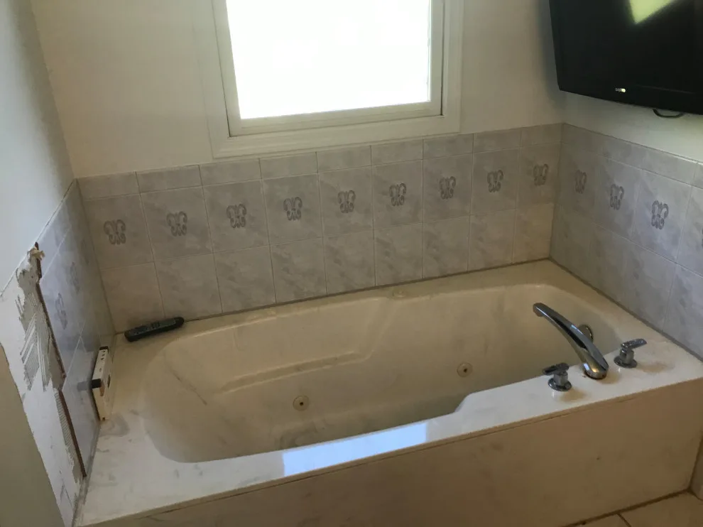 Palos Hills, IL Bathroom Renovation by Mather Construction LLC - Photo 6