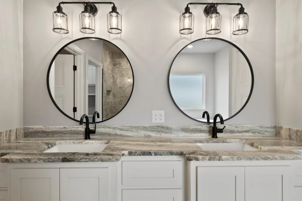 Restroom Renovation by Circle R5 Residential Services - Photo 4