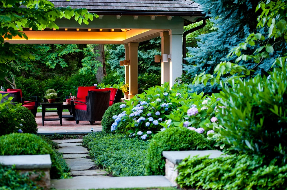 Pool Barn by Hess Landscape Architects - Photo 6
