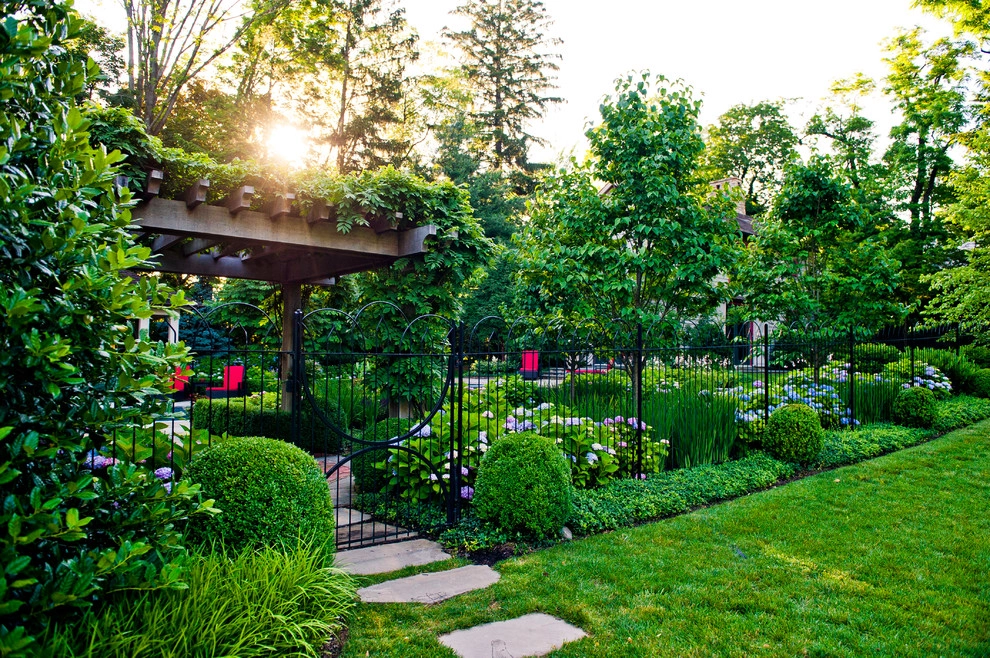 Pool Barn by Hess Landscape Architects - Photo 8