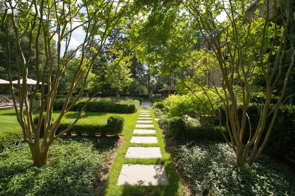 Tailored Elegance by Hess Landscape Architects - Photo 2