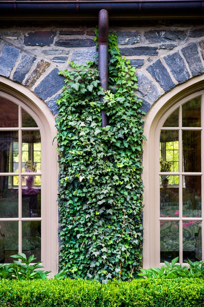 Carriage House by Hess Landscape Architects - Photo 4