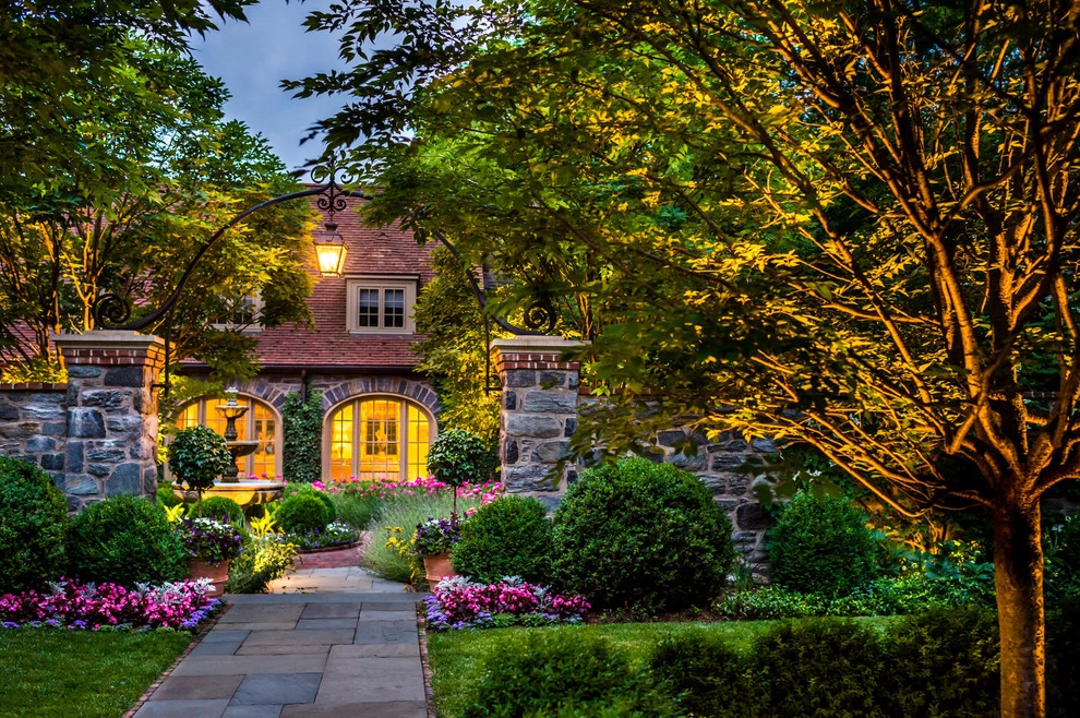 Carriage House by Hess Landscape Architects - Photo 14