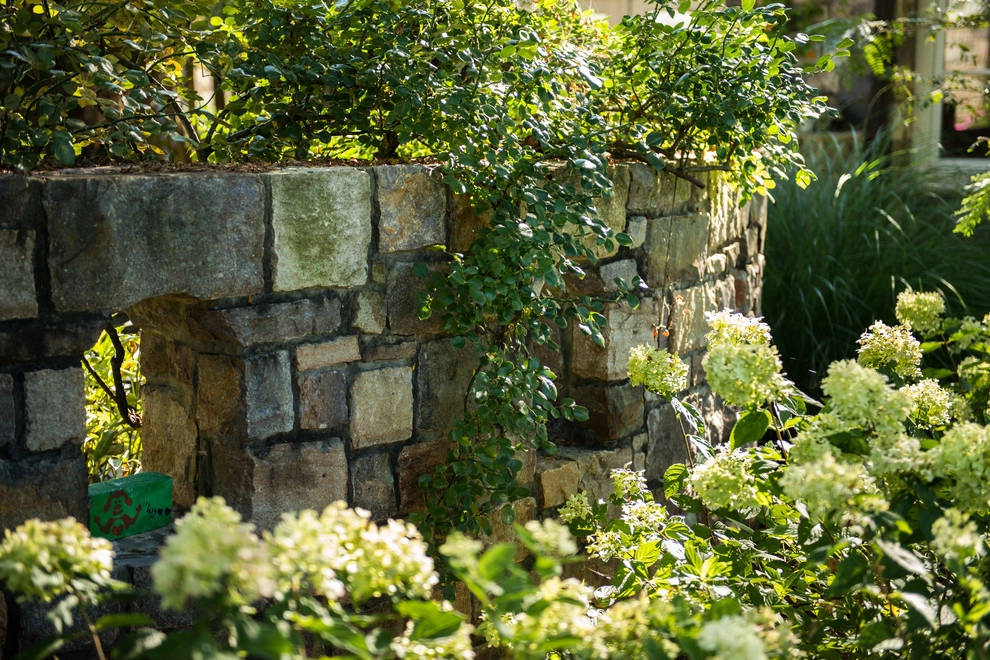 Shaded Refuge by Hess Landscape Architects - Photo 8