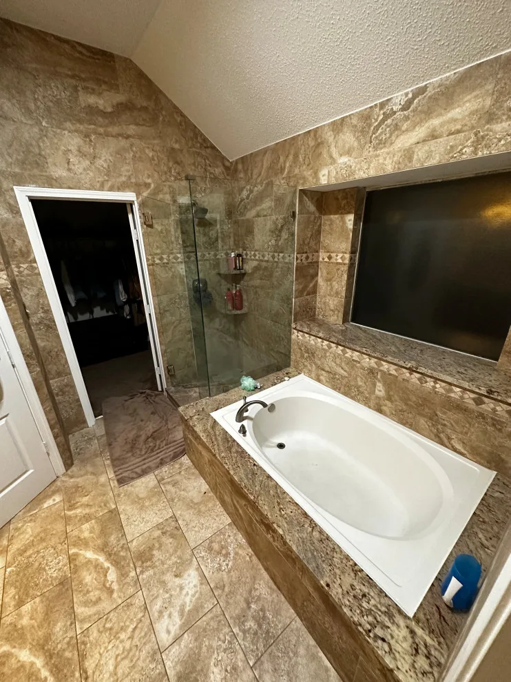 BATHROOM RENOVATIONS by Layth's Construction - Photo 17