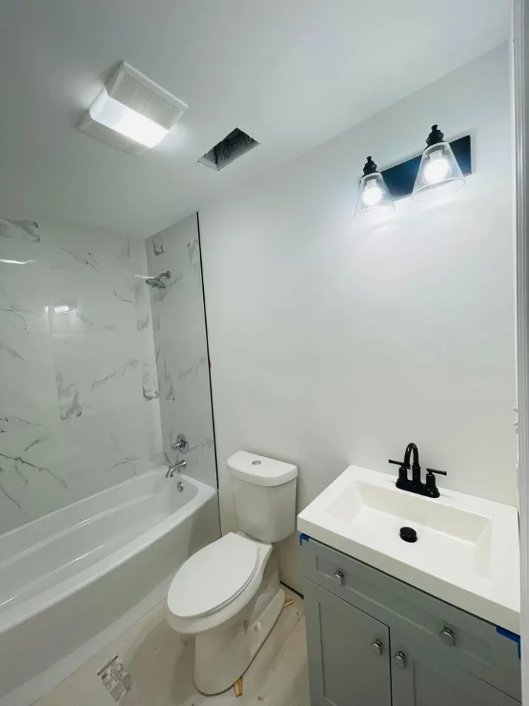 BATHROOM RENOVATIONS by Layth's Construction - Photo 16