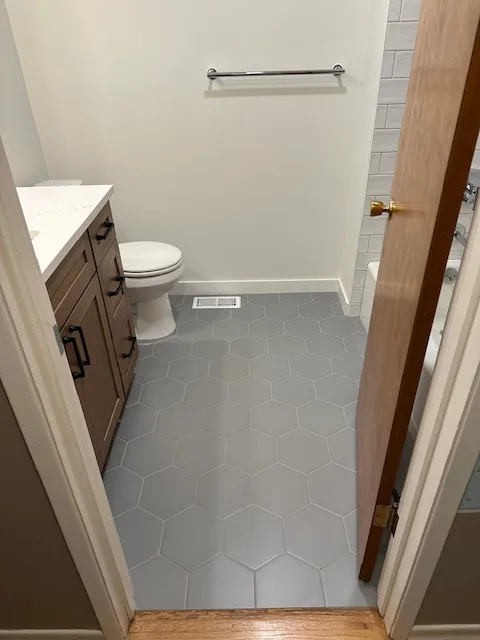 Restroom Renovations by J&M Elite Construction - Photo 6