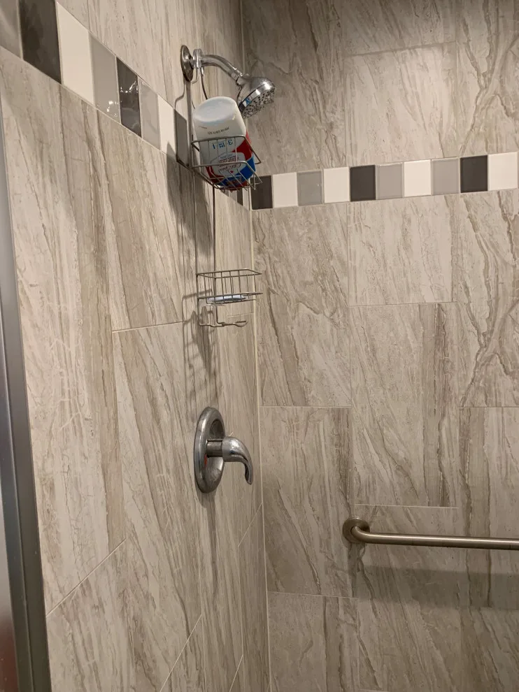 BATHROOM RENOVATIONS by Royal Construction And Realestate Invest (RCRI) - Photo 8