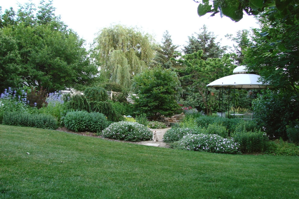 Traditional Design Blended with Nature by Hilscher Design And Ecology - Photo 6