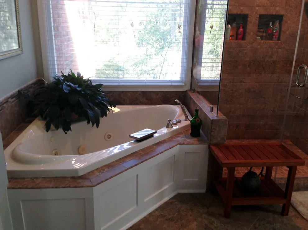 Restroom Revamps and Makeovers by Commonwealth Contracting LLC - Photo 2