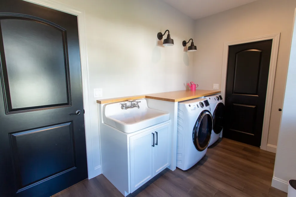 Bespoke construction - St. Rose, IL by JT Build - Photo 16
