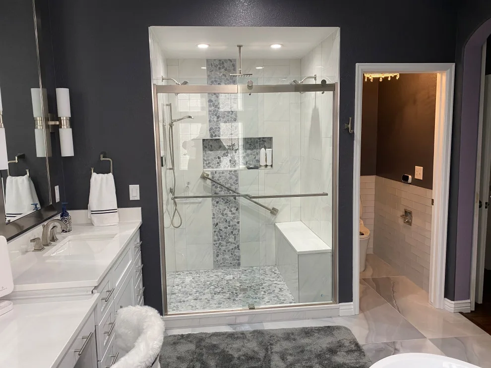 Restrooms by Prestige Home Renovations - Photo 3