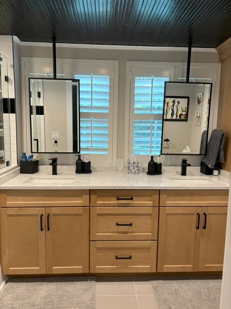 Restrooms by Distinctive Homes, LLC - Photo 7